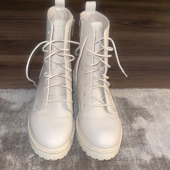 Guess boots - Picture 2 of 9